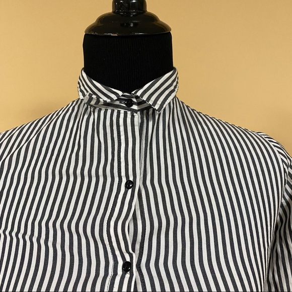 5/$20 Zara Join Life Gray White Striped Button Up Blouse Top Size 7 - Picture 2 of 9
